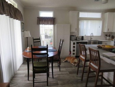 This very well appointed 3 bedroom 2 bath home is impressive - photo 15