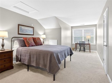 Wakefield Meadows! Move right in to this beautiful condominium - photo 17