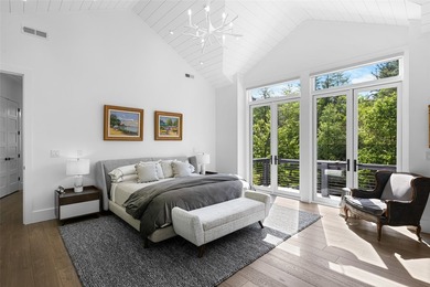 Completed in 2022 and nestled along the shores of Lake Toxaway - photo 21