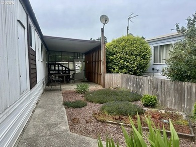 Nicely updated home in B&E Wayside Park. This home boasts 2 - photo 21
