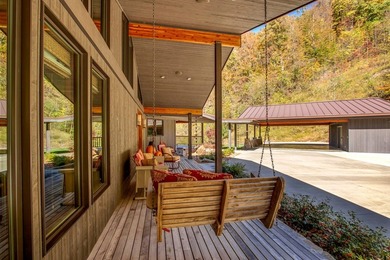 Tucked within the rolling mountains of Pikeville, Kentucky - photo 22