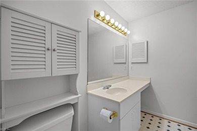 Welcome to 705 Queens Path, located in the sought-after La - photo 22