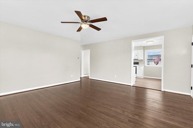 *Buyer Financing Fell Through. Clean Home, Ready to Go!* Welcome - photo 5