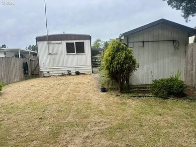 Nicely updated home in B&E Wayside Park. This home boasts 2 - photo 26