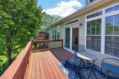 Wakefield Meadows! Move right in to this beautiful condominium - photo 27