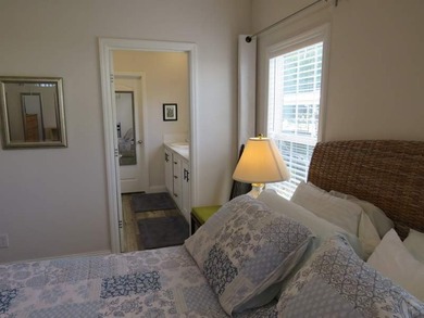 This very well appointed 3 bedroom 2 bath home is impressive - photo 29