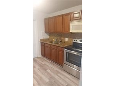 PRIMARY RESIDENCE OR INVESTMENT. 2 BEDROOM 1 BATH APARTMENT SALE - photo 3