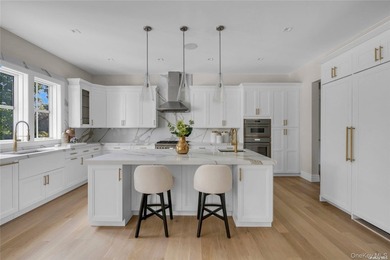 With striking architecture, custom construction of the highest - photo 14