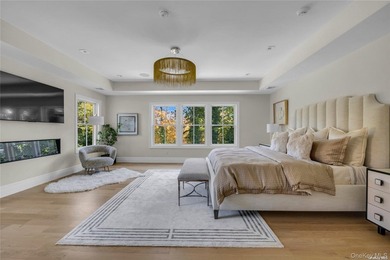 With striking architecture, custom construction of the highest - photo 20