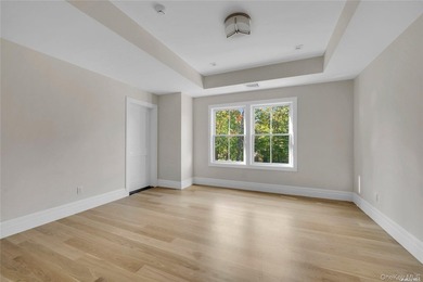 With striking architecture, custom construction of the highest - photo 23