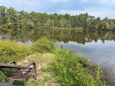 Welcome to your charming new home in Swainsboro! Backs a lake - photo 28
