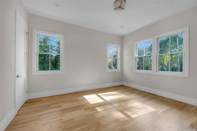 With striking architecture, custom construction of the highest - photo 29