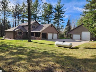 (private lake, pond, creek) Home For Sale in Sterling Michigan