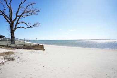 Set along one of Mattituck's most sought-after waterfront - photo 32