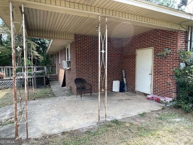 Welcome to your charming new home in Swainsboro! Backs a lake - photo 34