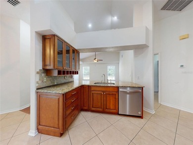 Discover your dream home! This beautifully updated 4-bedroom - photo 34