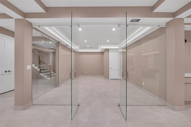 With striking architecture, custom construction of the highest - photo 40