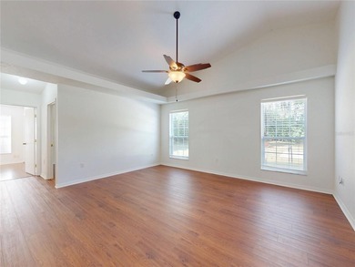 Discover your dream home! This beautifully updated 4-bedroom - photo 42