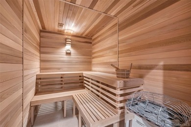 With striking architecture, custom construction of the highest - photo 42