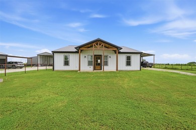Experience the perfect blend of modern comfort and country - photo 4