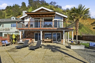 Peaceful Lakefront Retreat with the best panoramic views of - photo 5