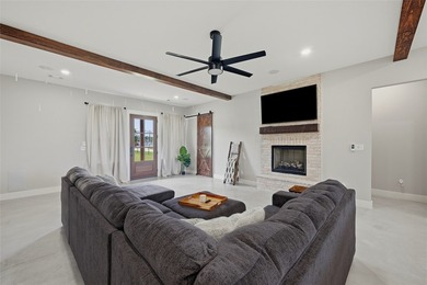 Experience the perfect blend of modern comfort and country - photo 8