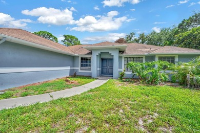 Welcome to this charming 3/2/2 home located on an oversized - photo 2