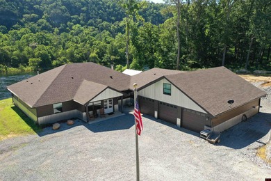 White River Home For Sale in Flippin Arkansas