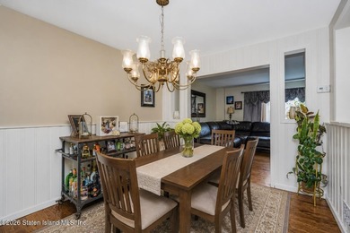 Beautiful 25-foot semi-attached home located in the heart of - photo 13