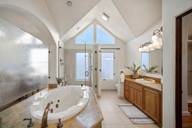 Ocean and golf course views take center stage in this - photo 22