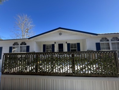 Beautiful Beach/Lake- Large 3-bedroom, 2-bath home situated on a - photo 29