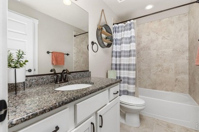 Back on the market due to buyer's contingency! We welcome you to - photo 31