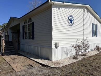 Beautiful Beach/Lake- Large 3-bedroom, 2-bath home situated on a - photo 34