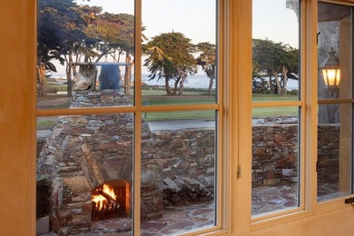 Ocean and golf course views take center stage in this - photo 35