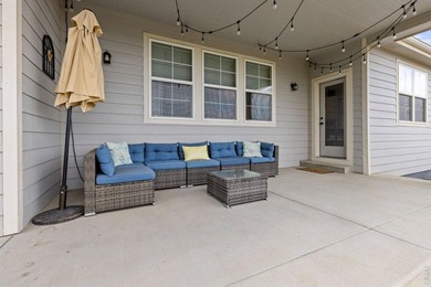Back on the market due to buyer's contingency! We welcome you to - photo 41