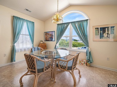 213 E Aycock St offers a well kept coastal retreat in the - photo 8