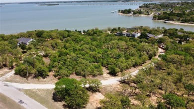 Lake Bridgeport Acreage For Sale in Runaway Bay Texas
