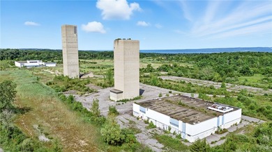 Seneca Lake Commercial Active Under Contract in Himrod New York