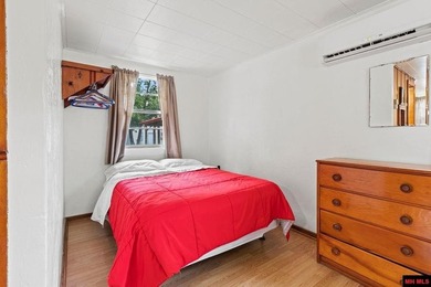 Nice studio cabin with a pool right out your front door. This - photo 5