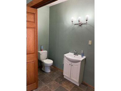 Charming and move~in ready, this 2~story home features 3 - photo 8