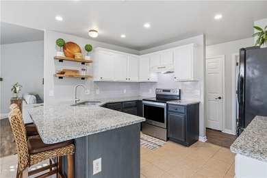 Move-in-ready home in Elkins! This 3-bedroom, 2-bath home - photo 3
