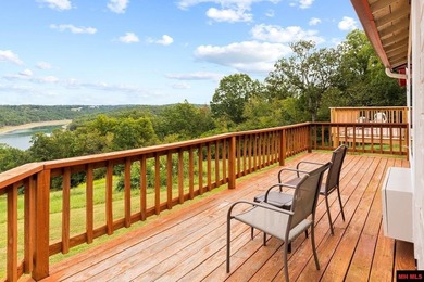 Bull Shoals Lake Home For Sale in Lakeview Arkansas