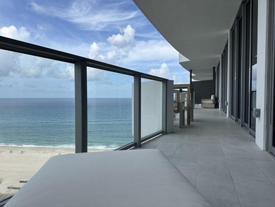 Gorgeous Turnkey apartment-Live the dream in this 2 year new - photo 14