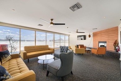 Welcome to Landmark Towers, one of Central Phoenix's most - photo 16