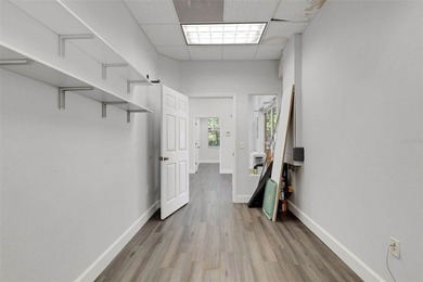 ** EIGHT BIG OFFICES WITH GREAT LOCATION, AWESOME OPEN-PLAN - photo 18