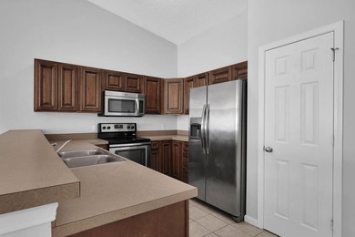 Move in ready and Full of charm!! This charming home features 3 - photo 7