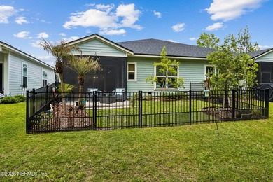Tucked away on a quiet cul-de-sac with a beautifully landscaped - photo 36