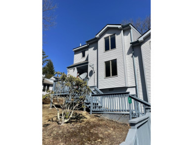 Lake Condo For Sale in Lake Harmony, Pennsylvania