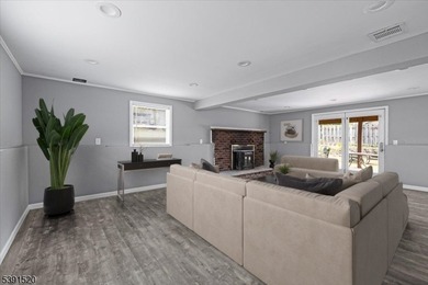 Beautifully updated and move-in ready, this 3-bedroom, 2-bath - photo 3