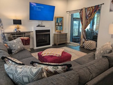 Modern Beautiful Beachside 2 Story Home. Walk 200 yards from - photo 3